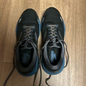 Brooks Ghost 15
